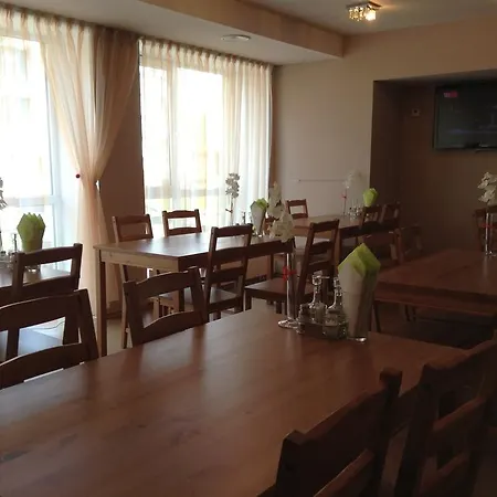 Hotel Olimpiska Centra 3*